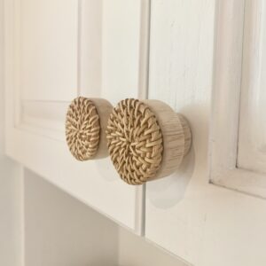 Boutons d'armoire en bois et rotin