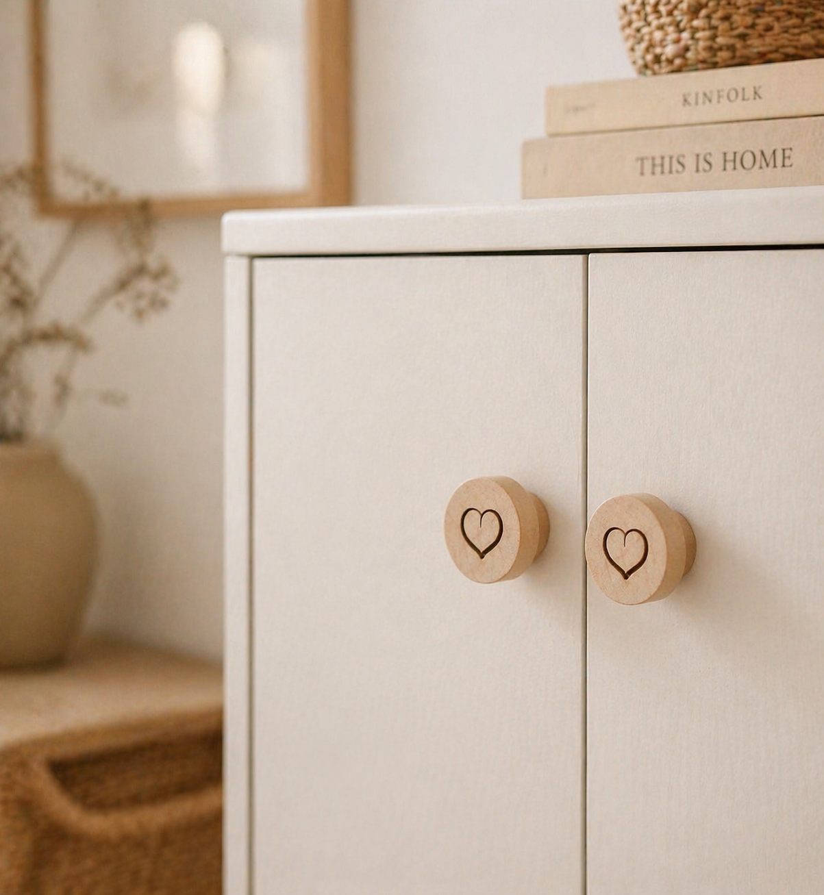 bouton de commode en bois avec motif