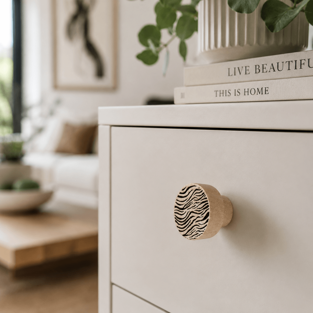 commode avec bouton armoire en bois rond